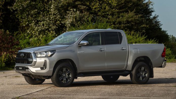 Toyota-Hilux_Hybrid_48V (9)